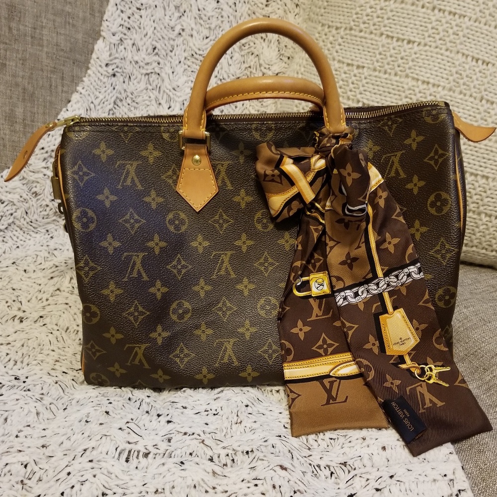 "FIRM"🍒 LV Speedy 35 🍒 100% Authentic🍒